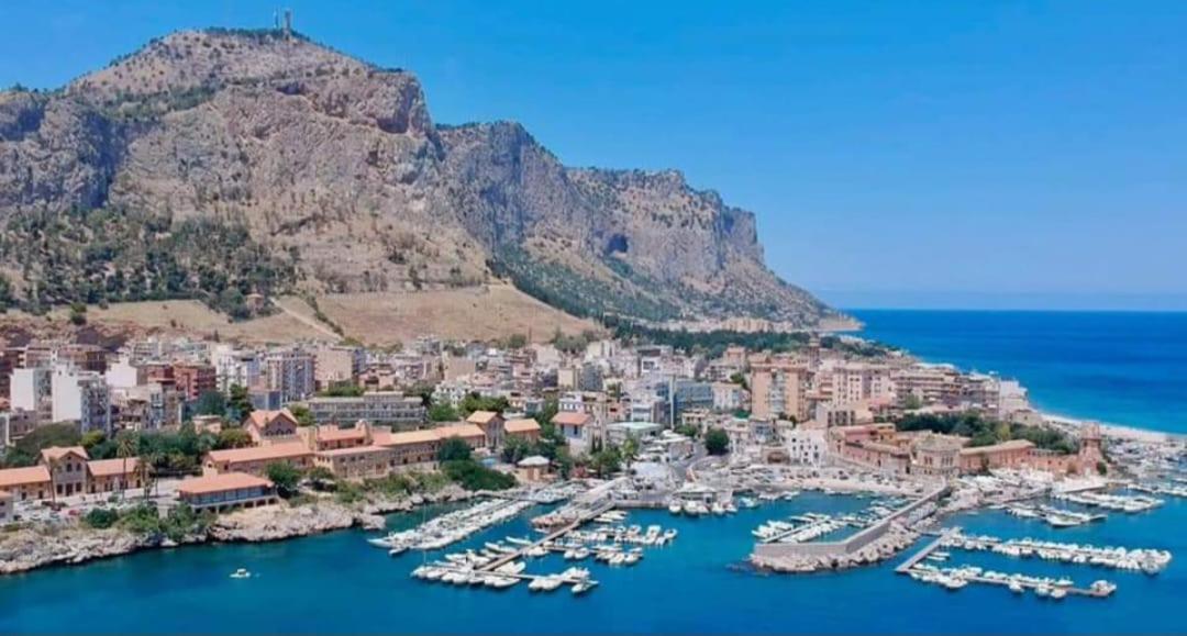 Appartamento La Trinacria Mare Palermo Esterno foto